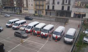 La Creu Roja aplaude a los trabajadores de la Residència Santa Maria del Tura.