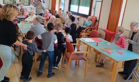 “A les persones grans se’ls il·lumina la cara”, explica l'equip de professionals.